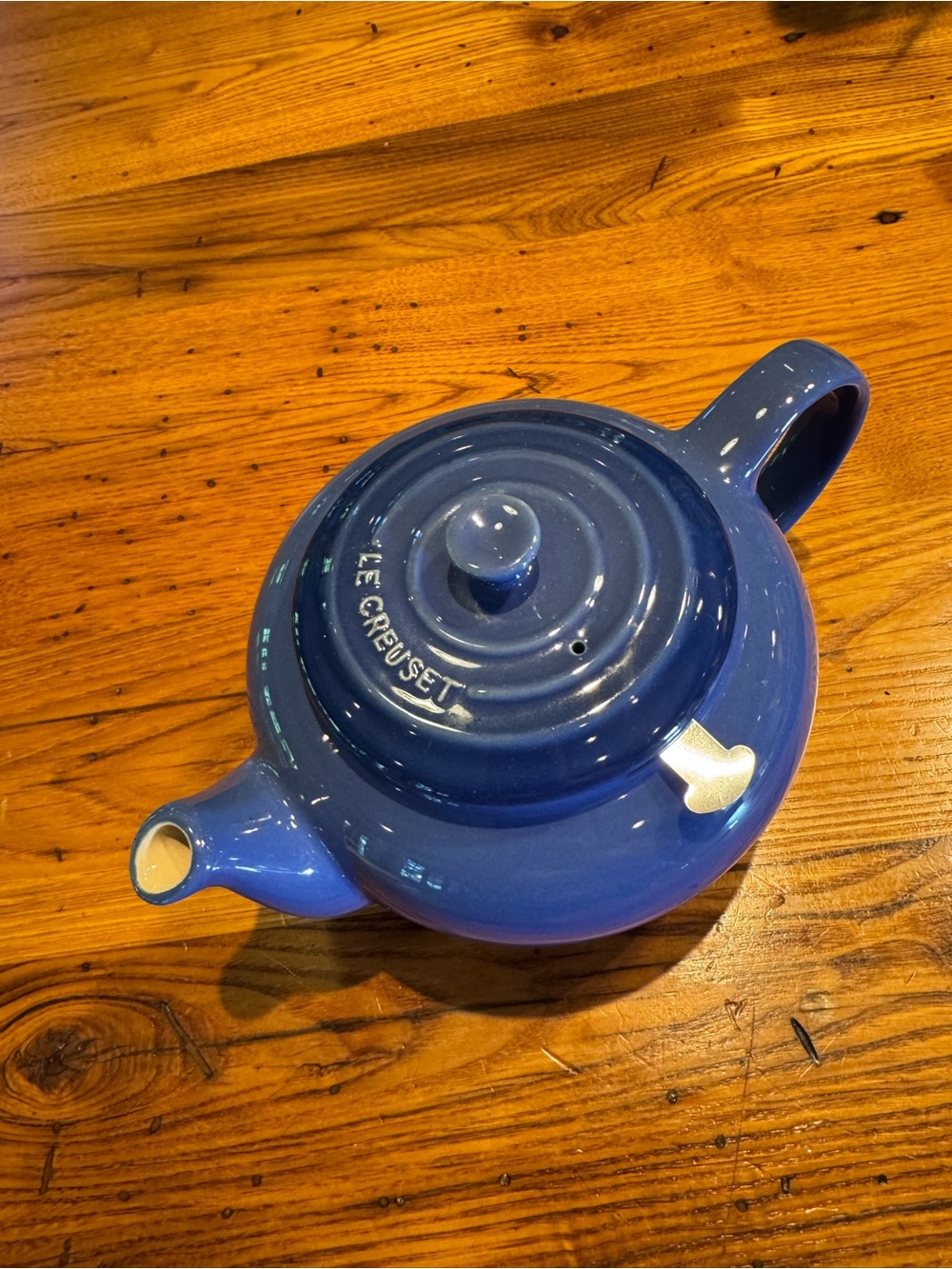Le Creuset basic Teapot - Picture 2 of 3
